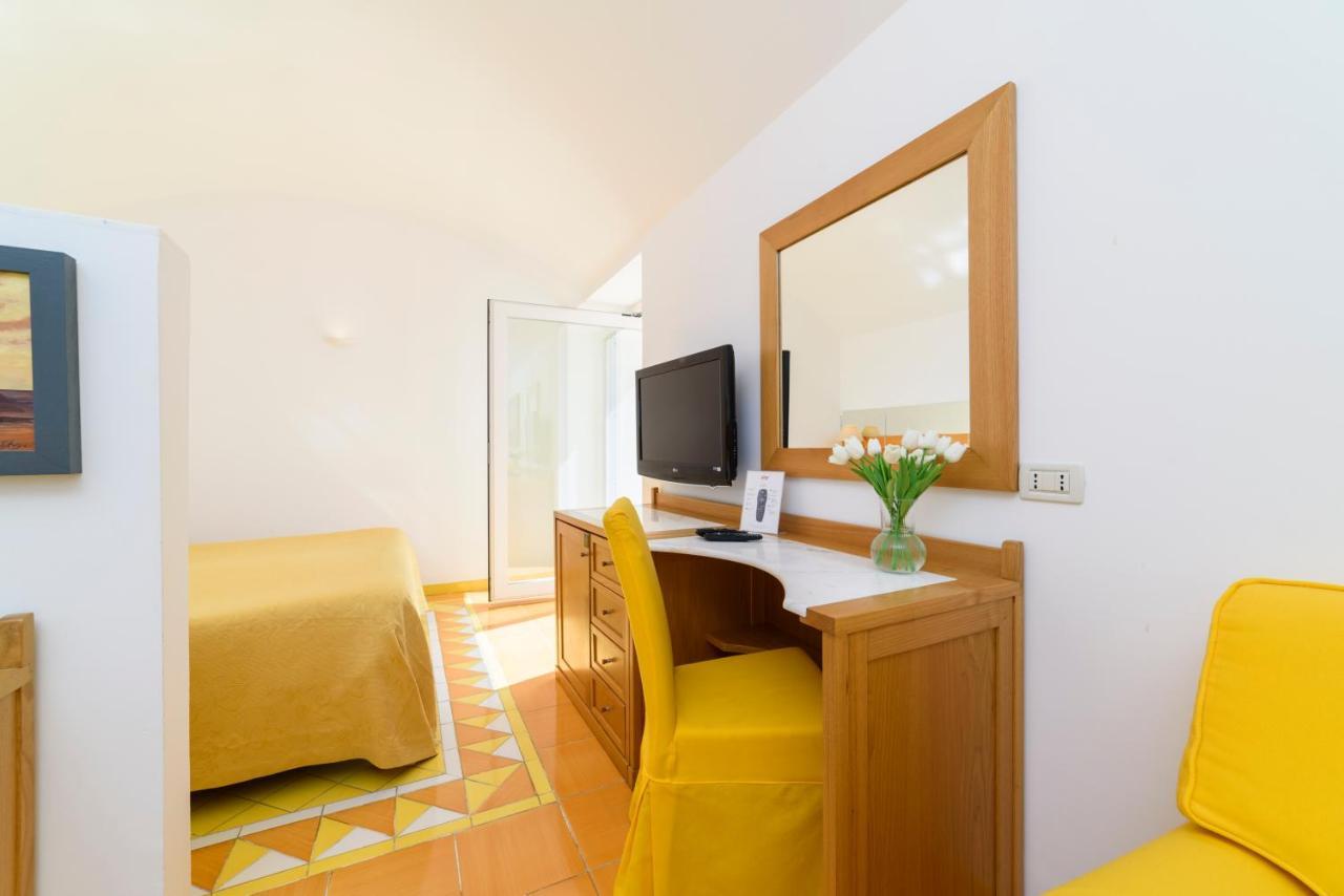 Grand Hotel San Pietro Palinuro Eksteriør bilde
