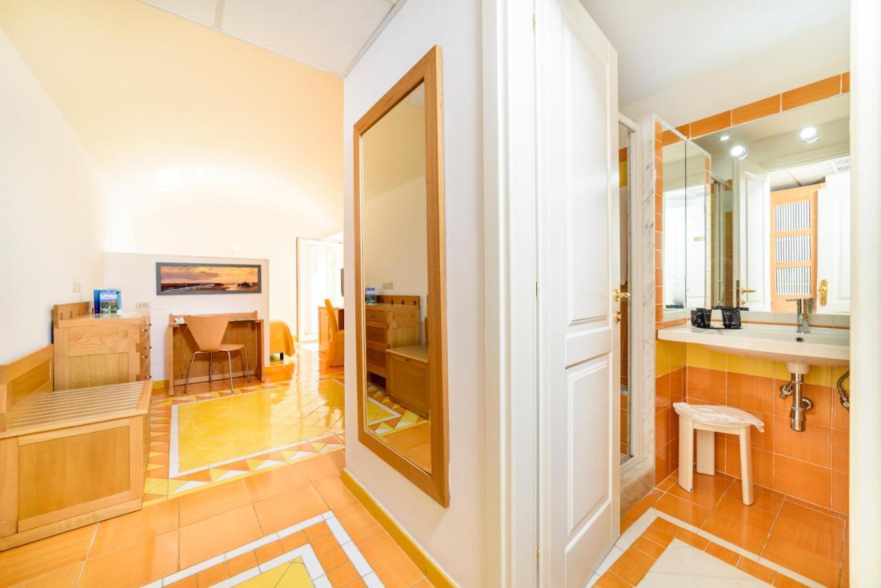 Grand Hotel San Pietro Palinuro Eksteriør bilde