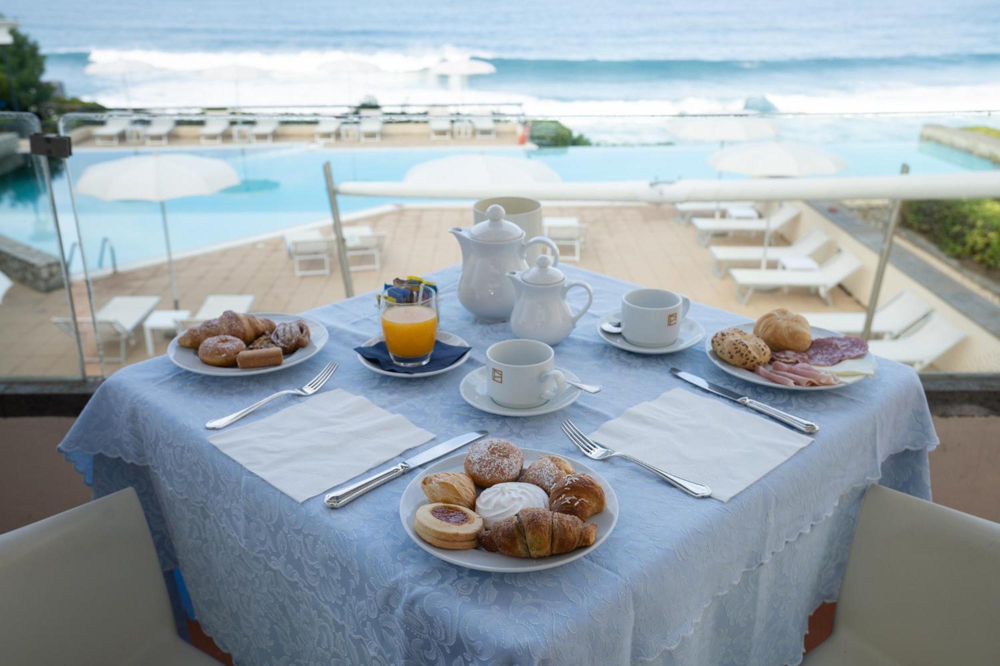 Grand Hotel San Pietro Palinuro Eksteriør bilde